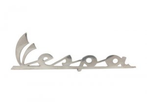 Schriftzug Vespa, Beinschild fr Vespa 50 SS/90 SS poliert, Befestigung: 2 Pins, Lochabstand: 76mm, 98x31 mm, Note 2 - gute Reparatur