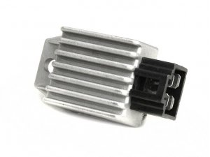 Spannungsregler -4-Pin- GY6 (4-Takt) 50-125 ccm (139QMA/B, 152QMI, 157QMJ)