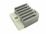 Spannungsregler / Gleichrichter Minarelli