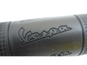 Griff rechts Gummi/Chrom 24mm L=127mmPIAGGIO Vespa PX 2011