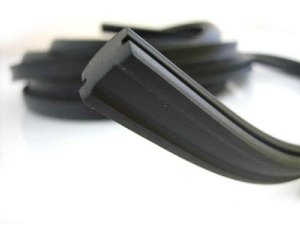 Gummi Trittleisten schwarz (kit) (ital.) Vespa PX, PK