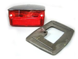 Rcklicht mit schwarzem Deckel Vespa V50 Special