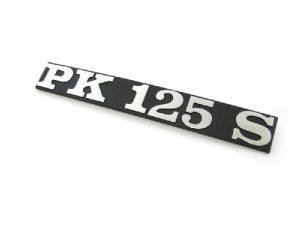 Schriftzug PK 125 S Seitenhaube schwarz/alu Lochabstand:...