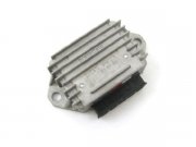 Spannungsregler 5 Anschlsse G,G,+B,C,Masse original...