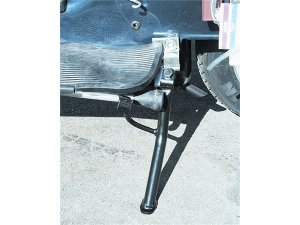 Seitenstnder SIP fr Vespa PX80- 200 E Lusso/`98/MY/T5, Montage an Motorbolzen, ACHTUNG: passt nur bedingt mit engl. Auspuffanlagen!