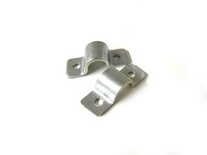 Hauptstnder Befestigungsblech fr Vespa `59-`62/GS150 VS4-5 /T2-4,  15 mm, 2 Stck