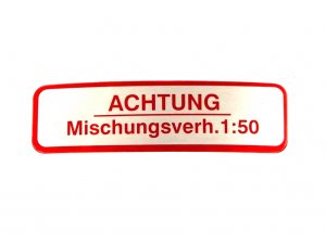 Aufkleber Achtung Mischungsverh.1:50 fr Vespa 50-125/PV/ET3/ 125 VNB-TS/150 VBA-Super/Rally /PX/PE rot, L 69mm, B 19mm, fr Tankdeckel